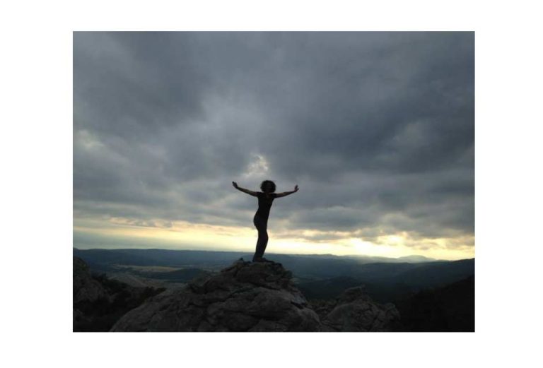 Predstavljanje knjige <em>Južni čvor</em> Larise Mravunac